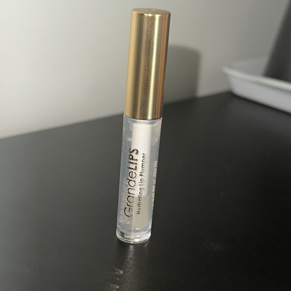 Grande lips hydrating lip plumper - Picture 2 of 3